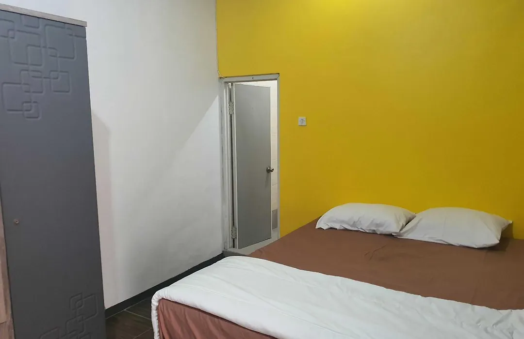 Oyo Life 93202 Pentagon Homestay Syariah-1